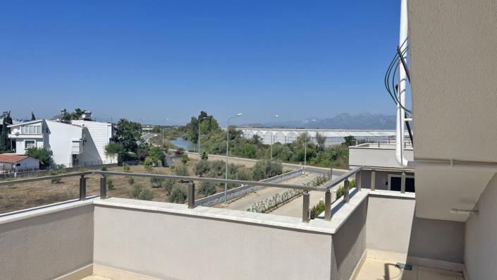 Image No.29-3 Bed Villa / Detached for sale