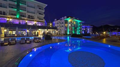 pool_view_night