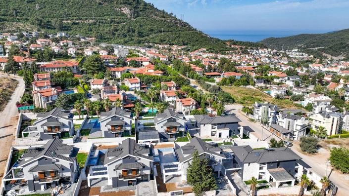 Image No.2-4 Bed Villa / Detached for sale