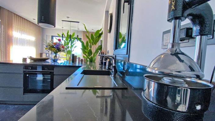 Image No.5-4 Bed Villa / Detached for sale