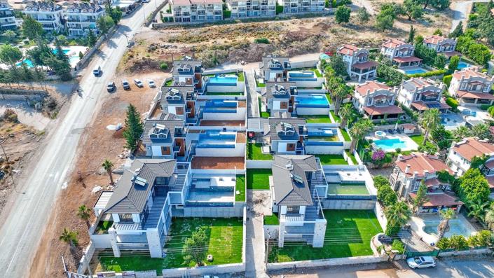 Image No.3-4 Bed Villa / Detached for sale