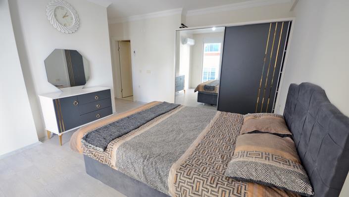 Image No.24-3 Bed Apartment for sale