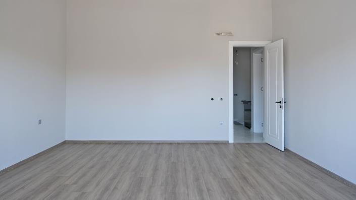 Image No.35-1 Bed Apartment for sale