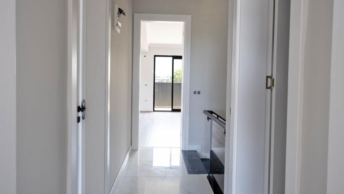 Image No.36-1 Bed Apartment for sale