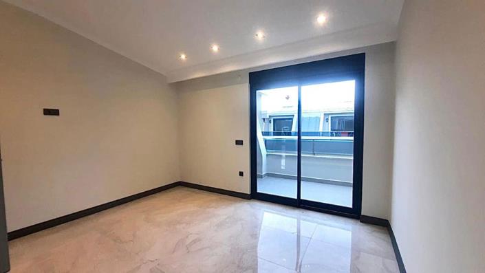 Image No.28-1 Bed Apartment for sale