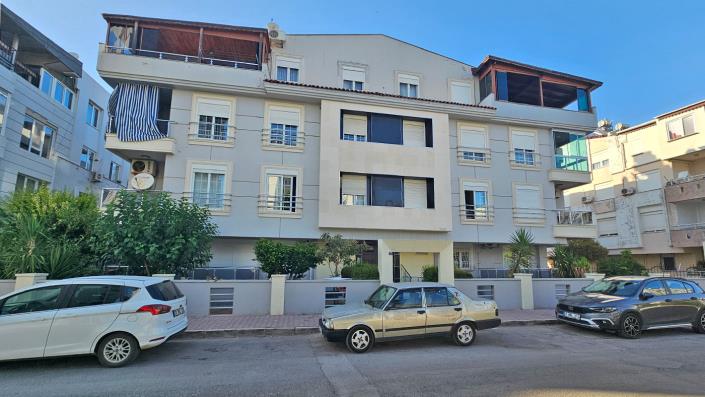 Image No.1-2 Bed Duplex for sale
