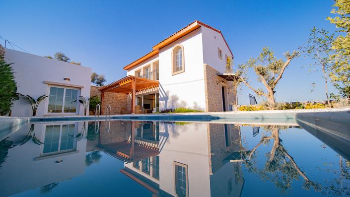 Image No.2-2 Bed Villa for sale