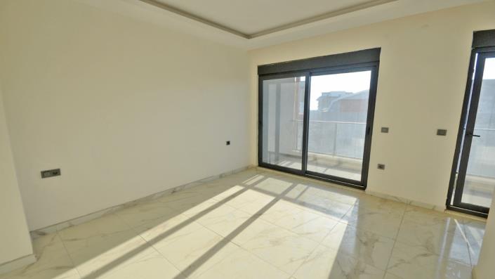 Image No.15-3 Bed Penthouse for sale