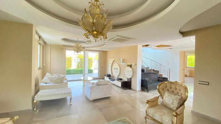 Image No.8-Villa / Détaché de 8 chambres à vendre à Belek