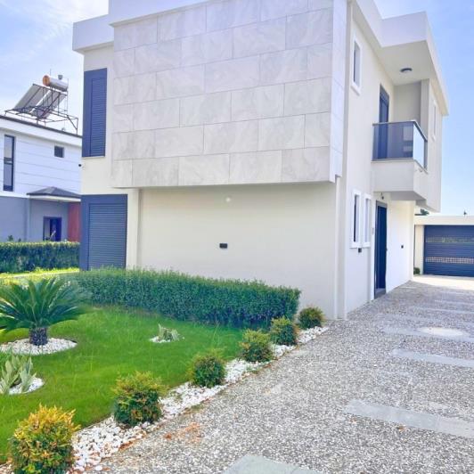 Image No.6-2 Bed Villa / Detached for sale