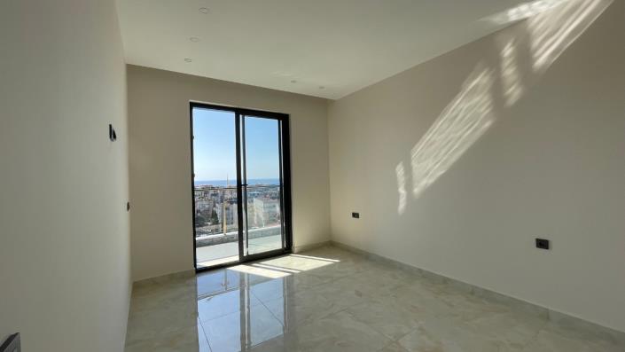 Image No.19-2 Bed Apartment for sale