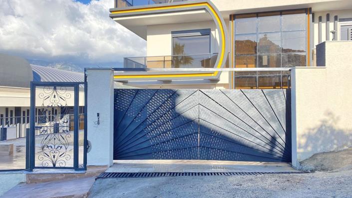 Image No.10-5 Bed Villa / Detached for sale