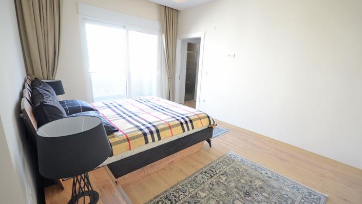 Image No.14-5 Bed Penthouse for sale