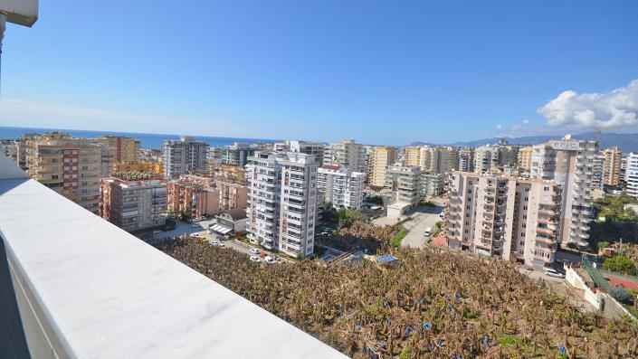 Image No.42-5 Bed Penthouse for sale