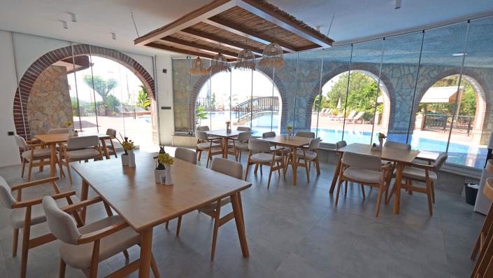 Image No.19-9 Bed Apartment for sale