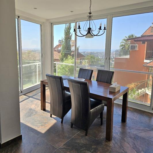 Image No.23-9 Bed Apartment for sale