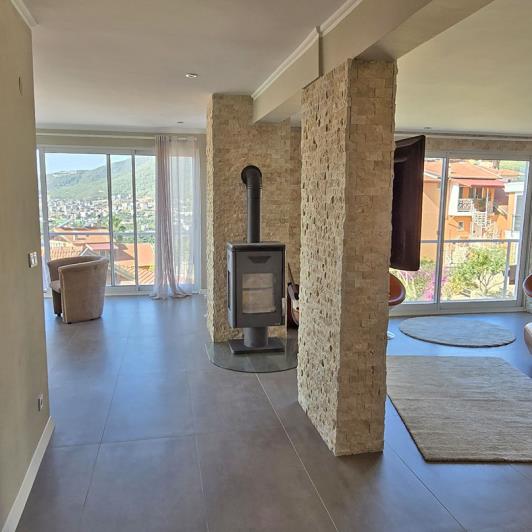 Image No.26-9 Bed Apartment for sale