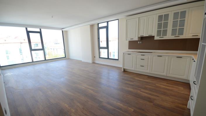 Image No.2-4 Bed Penthouse for sale