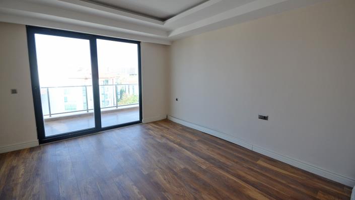 Image No.21-4 Bed Penthouse for sale