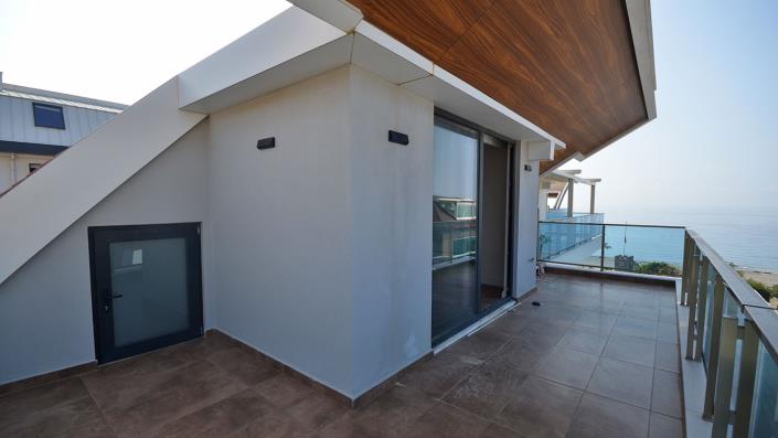 Image No.27-4 Bed Penthouse for sale