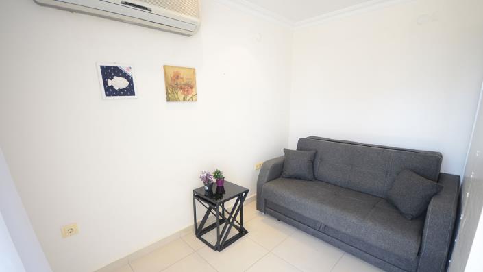 Image No.8-Studio for sale
