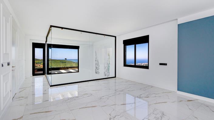 Image No.21-4 Bed Villa / Detached for sale