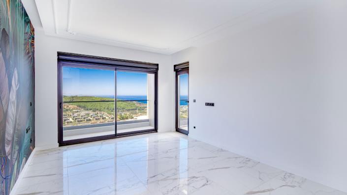 Image No.23-4 Bed Villa / Detached for sale