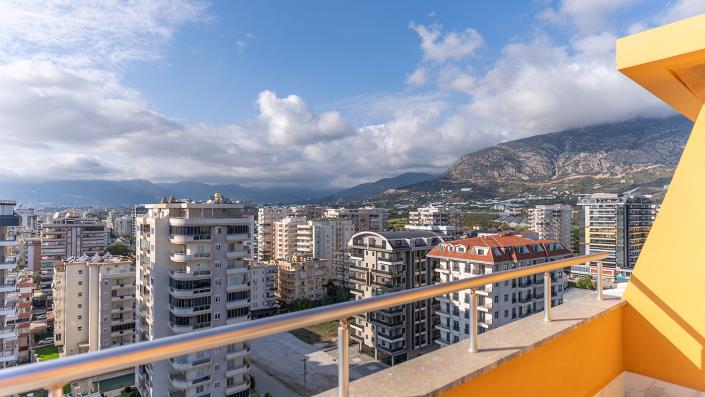 Image No.19-3 Bed Penthouse for sale