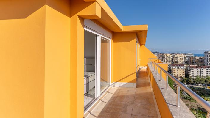 Image No.20-3 Bed Penthouse for sale