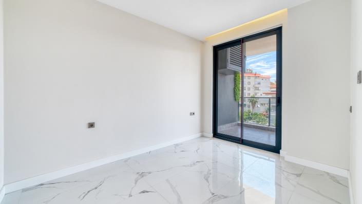 Image No.18-1 Bed Apartment for sale