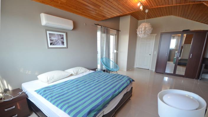 Image No.47-3 Bed Apartment for sale