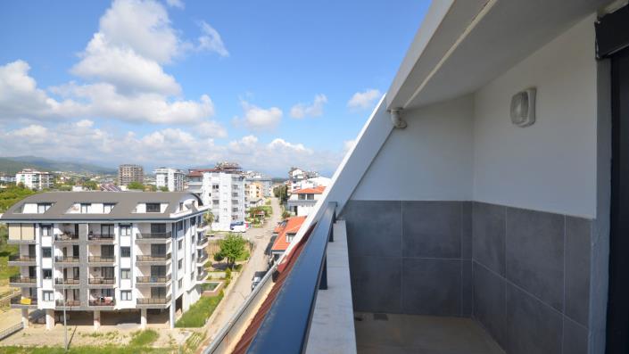 Image No.18-5 Bed Penthouse for sale