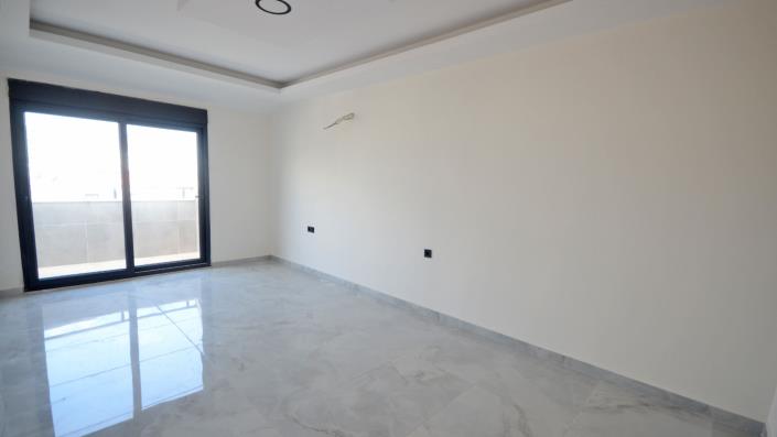 Image No.26-5 Bed Penthouse for sale