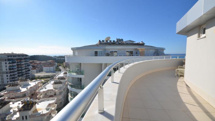 Image No.23-3 Bed Penthouse for sale