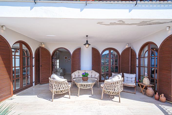 Image No.18-5 Bed Villa / Detached for sale