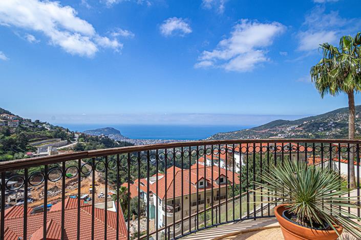 Image No.20-5 Bed Villa / Detached for sale