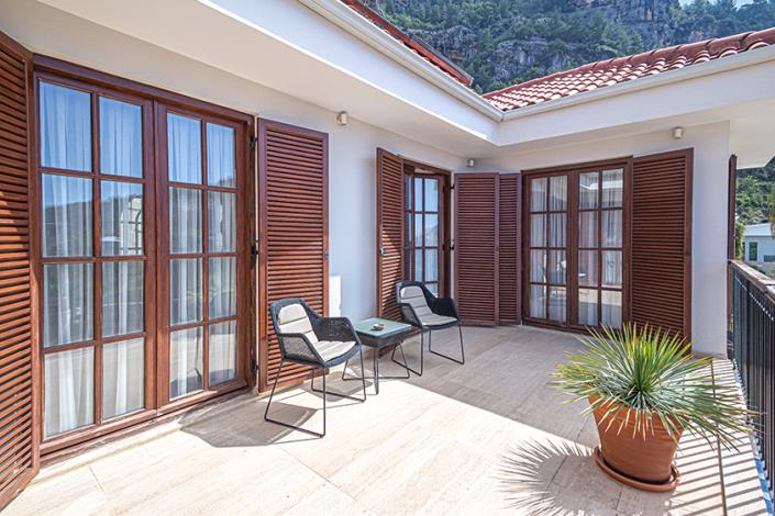 Image No.30-5 Bed Villa / Detached for sale
