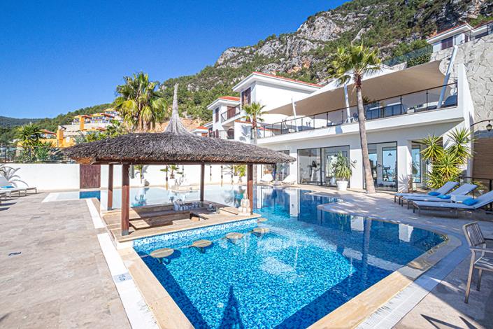 Image No.48-5 Bed Villa / Detached for sale