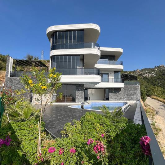 Image No.2-4 Bed Villa / Detached for sale