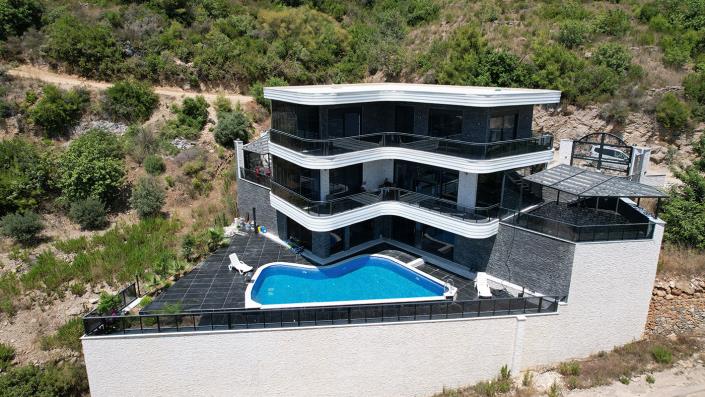 Image No.4-4 Bed Villa / Detached for sale