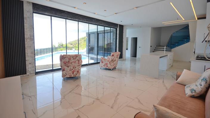 Image No.24-4 Bed Villa / Detached for sale
