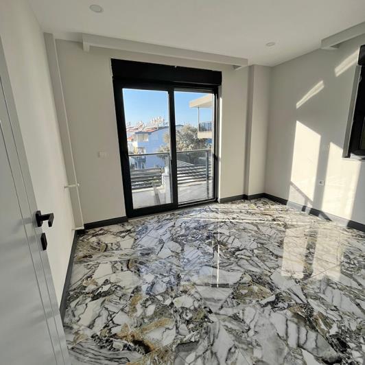 Image No.16-6 Bed Villa for sale