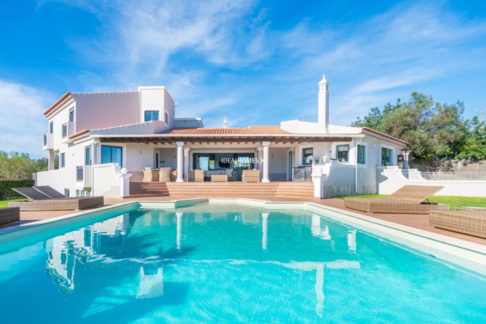 Image No.1-7 Bed Villa for sale