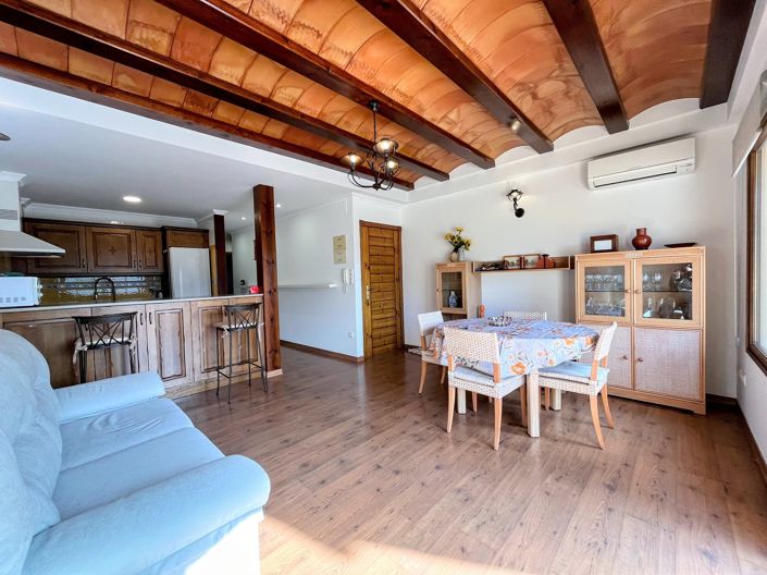 Image No.1-3 Bed Property for sale