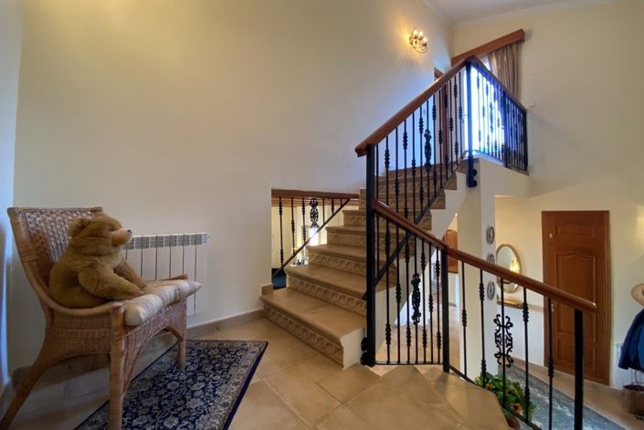 Image No.18-3 Bed Villa for sale