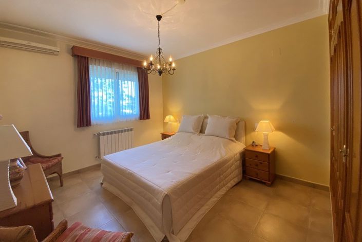 Image No.21-3 Bed Villa for sale