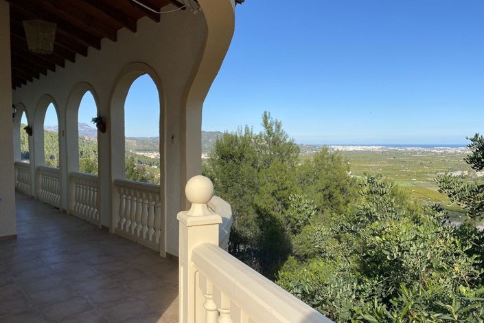 Image No.6-3 Bed Villa for sale