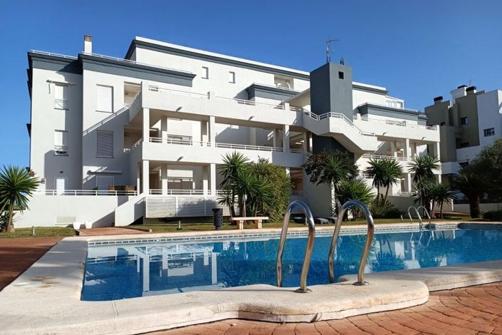 Image No.1-2 Bed Property for sale