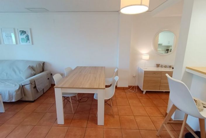 Image No.10-2 Bed Property for sale