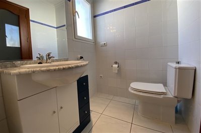 8282924